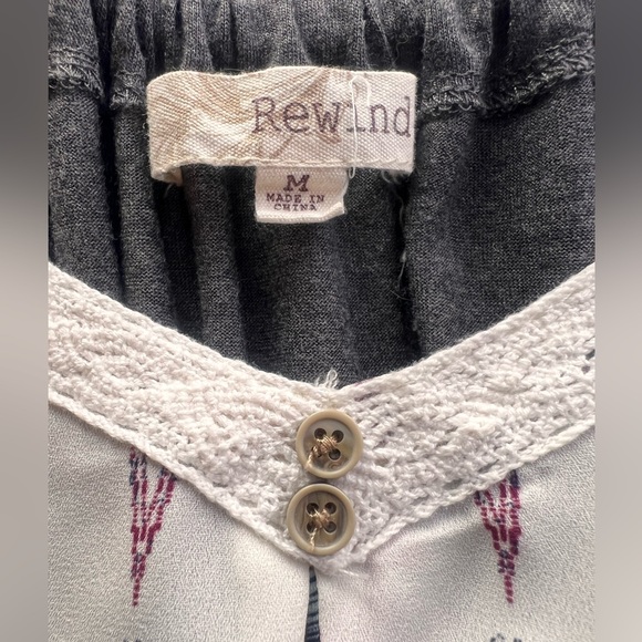 Like New Rewind Two Tone Tank M - Picture 5 of 6